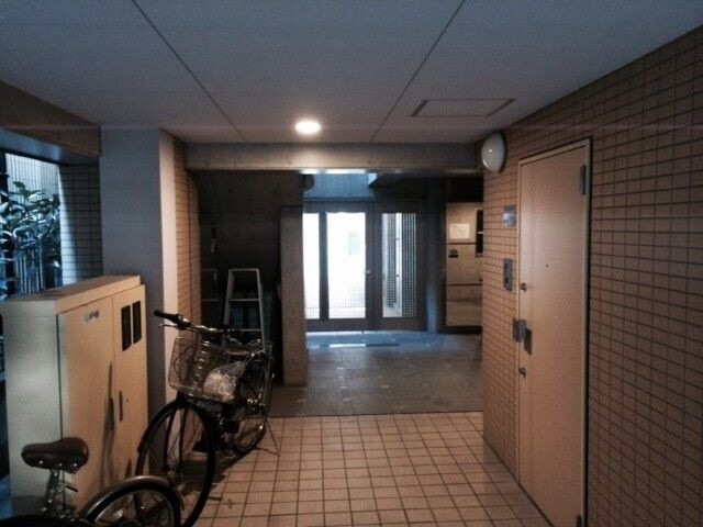 XEBEC中延のロビー|建物の内部です