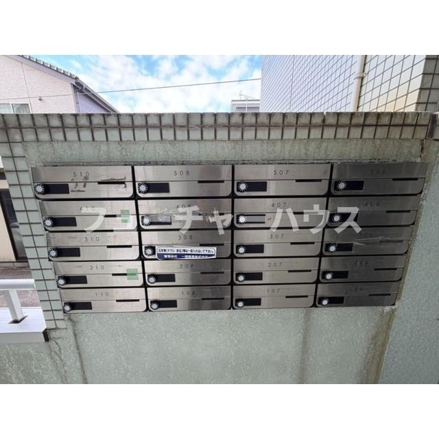 プライドタワーの外観|外観は落ち着いています