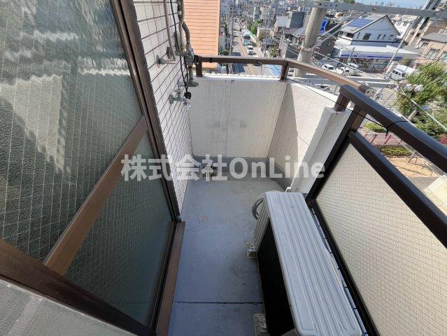 グランドハイツ正覚寺のバルコニー