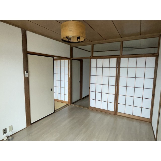 市毛マンションの居間・リビング|使いやすいリビングです