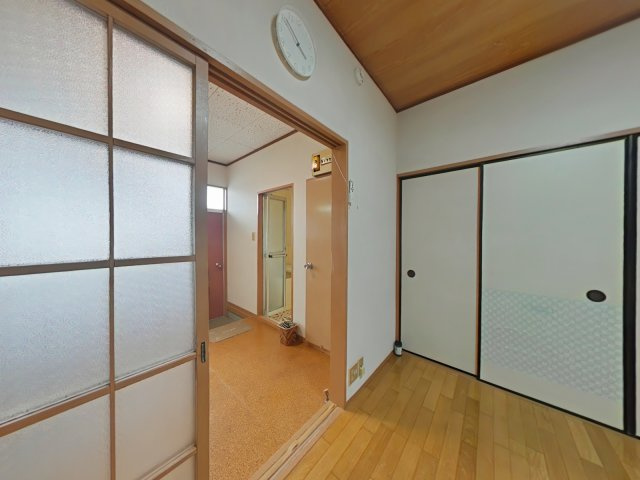 長山アパートの収納|ちょっとした収納スペースも充実しています
