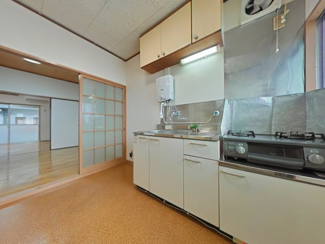 長山アパートのキッチン|きれいなキッチンです