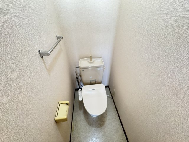 ニューリバーサイド八尾南D棟のトイレ