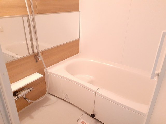 メビウスの浴室|お風呂で日々の疲れを落としましょう