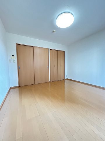 大阪市西淀川区大和田４丁目のアパートの寝室|ゆとりの広さです
