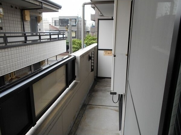 名古屋市千種区春岡通５丁目の賃貸マンションのバルコニー
