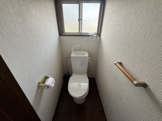 杵島郡江北町大字佐留志戸建のトイレ