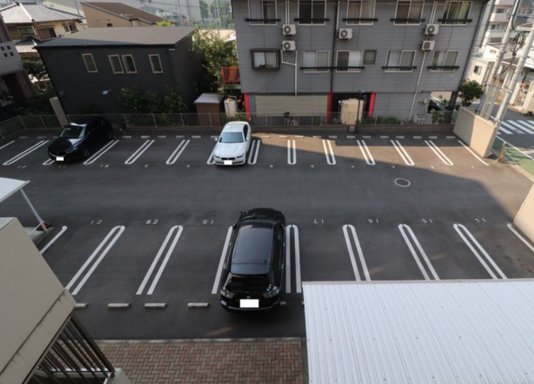 アルカーサル大道の駐車場