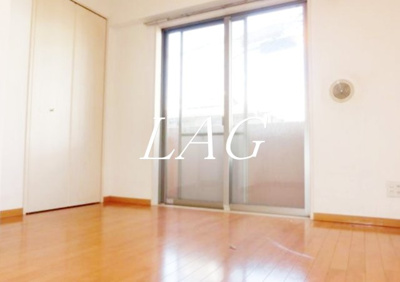 【居間・リビング】 | サンテミリオン目黒東山弐番館 | 洋室のお部屋です。