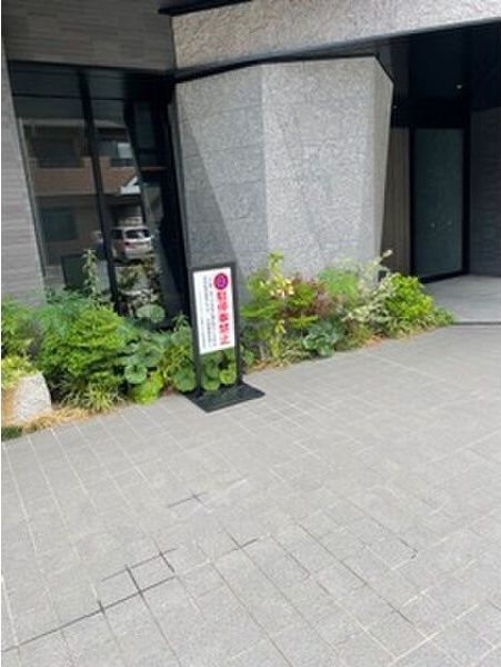 グランドメゾン名駅三丁目のエントランス