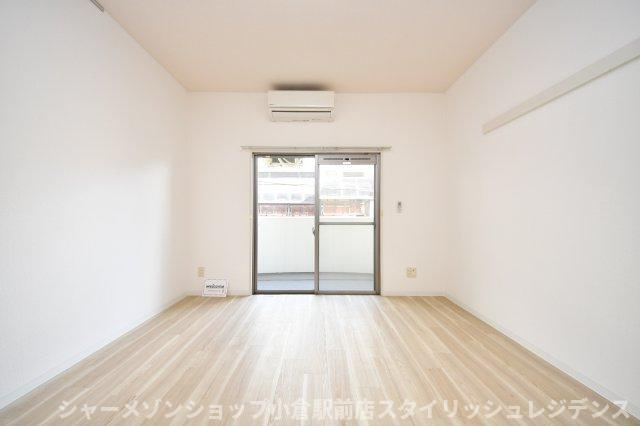 リファレンス嵐山口の洋室|現況と異なる場合は現況を優先します。