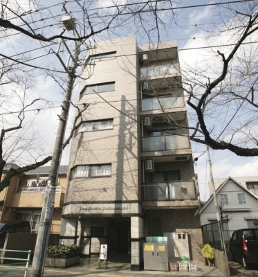 ライオンズマンション府中桜通りの外観