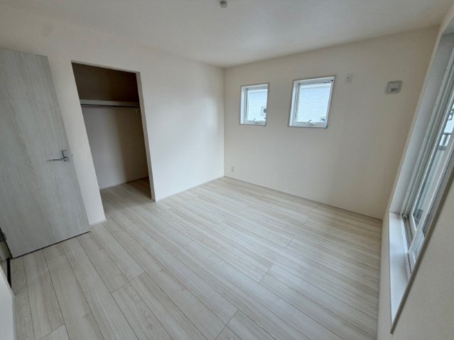 盛岡市山岸２丁目の洋室|家族みんなが使いやすい洋室！寝室はもちろん、在宅ワークや趣味のスペースなど幅広く活躍します♪