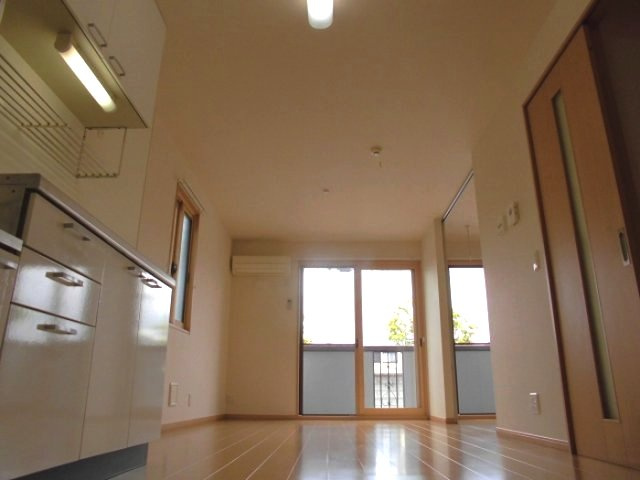 パークハイム興宮の居間・リビング