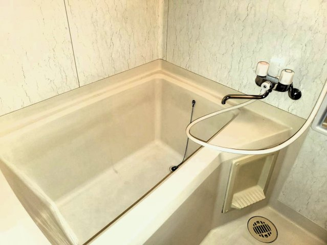 サンパレスＦの浴室