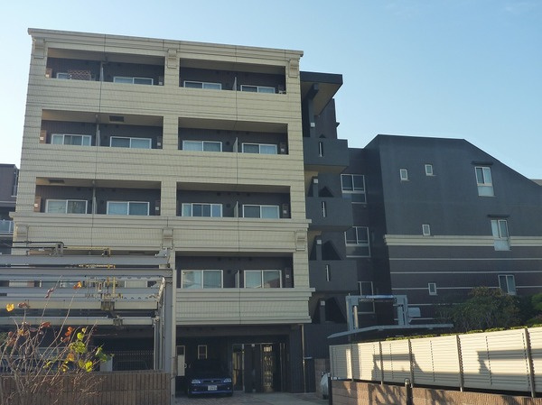 ヴィータローザ東府中の外観