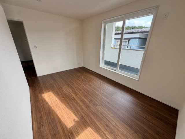盛岡市山岸２丁目の洋室|家族みんなが使いやすい洋室！寝室はもちろん、在宅ワークや趣味のスペースなど幅広く活躍します♪