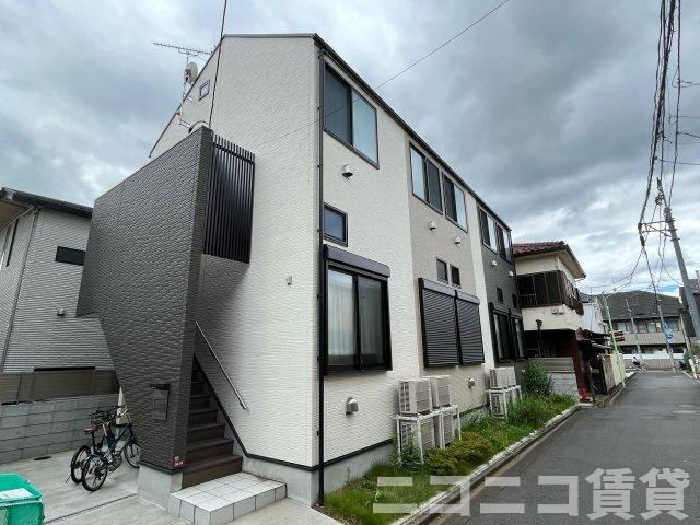 杉並区成田東３丁目のアパートの外観|
