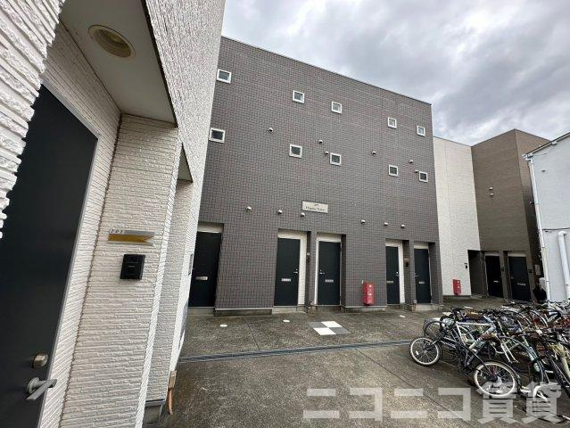 足立区西綾瀬４丁目のアパートの外観