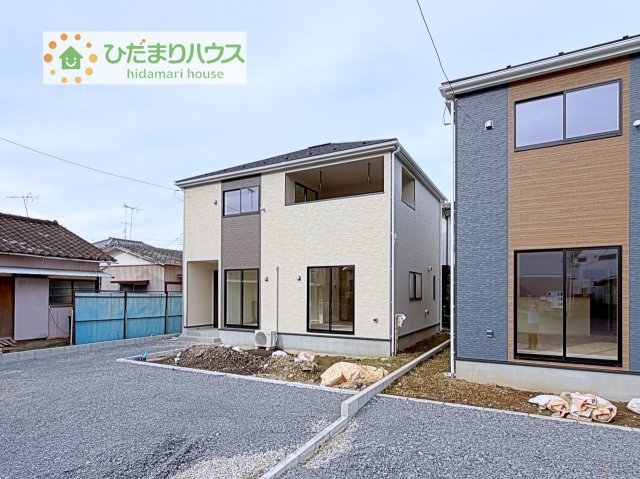 【外観】 | 土浦市小松第7　新築戸建　5号棟 | 是非一度、ご家族そろってご内覧ください♪
