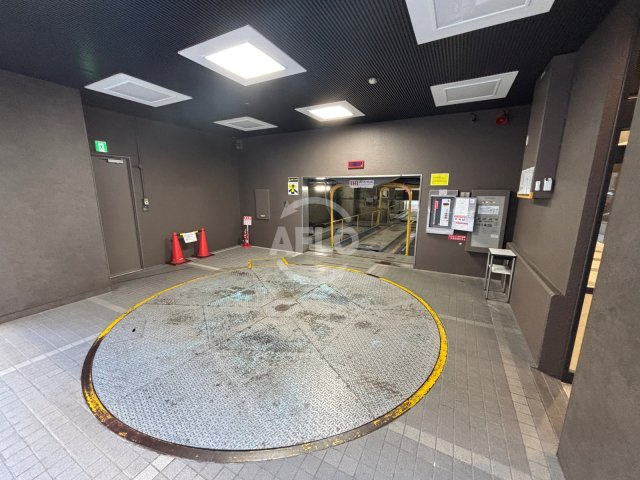 船場旭ビルの駐車場
