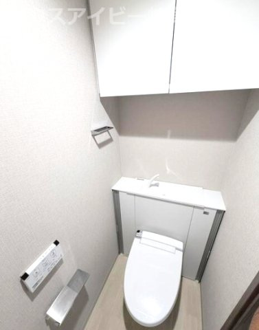 プレサンスロジェ岐阜長良橋通り2階部分！総戸数126戸の大型マンション！築6年！ペットの飼育可能♪のトイレ|プレサンスロジェ岐阜長良橋通り2階部分！総戸数126戸の大型マンション！築6年！ペットの飼育可能♪