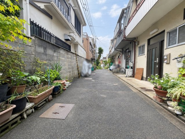 川島東代町の前面道路含む現地写真|お車での送迎も行っております！お気軽にご相談ください！（R8.10撮影）