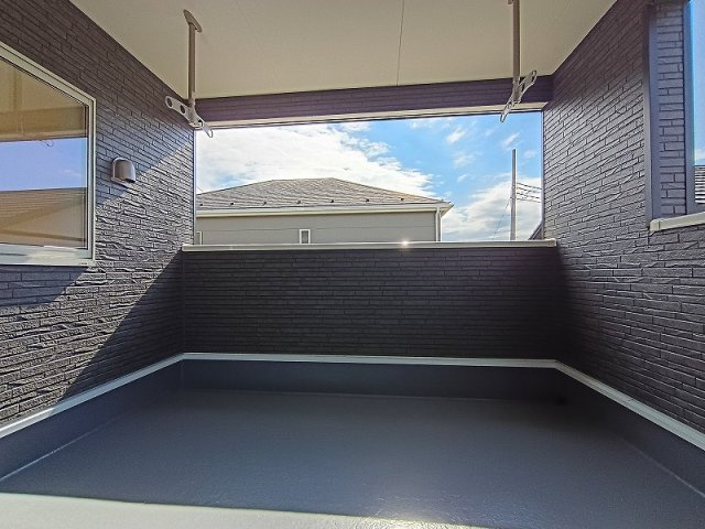 クレイドルガーデン高崎市吉井町神保第2のバルコニー|現地撮影