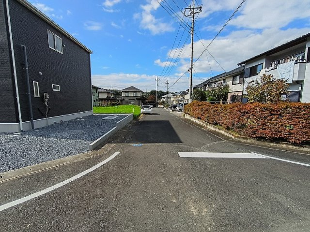 クレイドルガーデン高崎市吉井町神保第2の前面道路含む現地写真|現地撮影