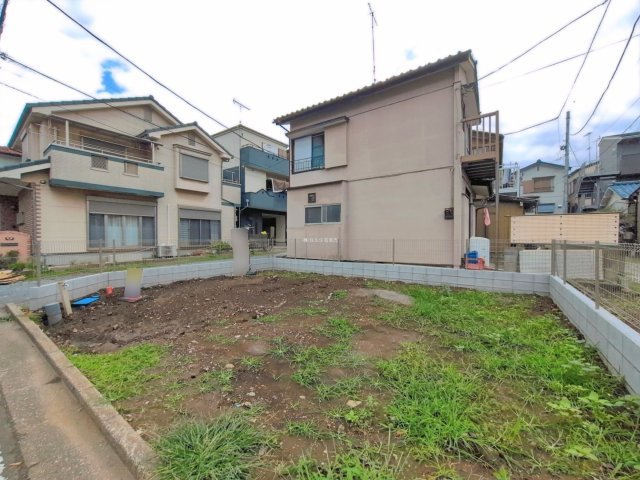 ふじみ野市北野２丁目の新築一戸建の外観|2026年9月撮影　
上福岡駅徒歩9分！
三方道路に囲まれた開放感のある立地に建つ長期優良住宅！
資料請求やご見学などお気軽にお問い合わせください。