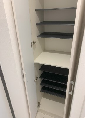 リヴシティ両国五番館の玄関