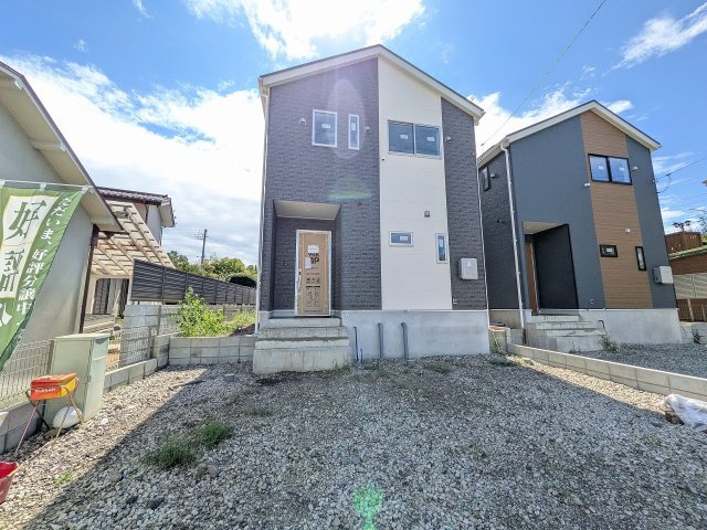 八王子市　下恩方町　新築一戸建て　３７期の外観|～太陽光パネル標準搭載　スーパー・コンビニ・ドラッグストア徒歩圏内　閑静な住宅地内～