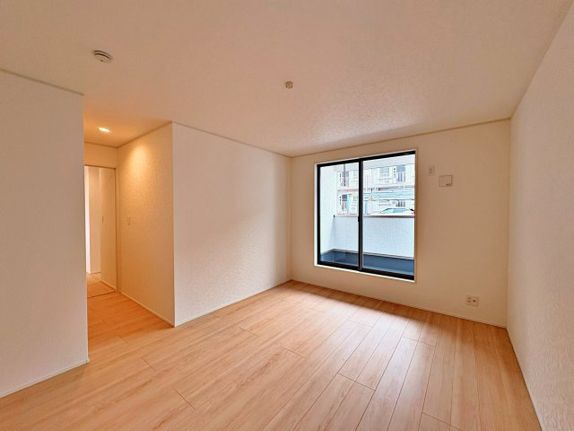 《仲介手数料半額》北本市二ツ家 第1　全9棟　6号棟の洋室|洋室8.8帖