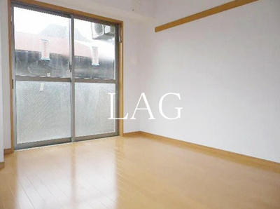 【居間・リビング】 | メゾンベール | 洋室のお部屋です。