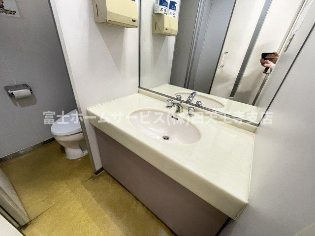 大起興産長堀橋ビルのトイレ