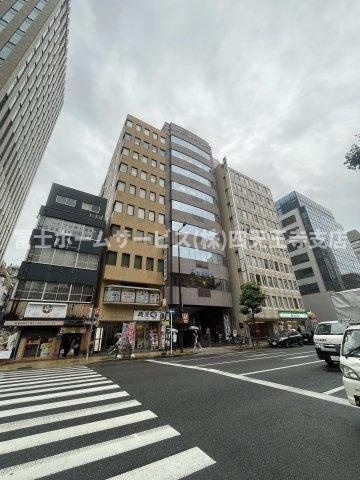 大起興産長堀橋ビルの外観