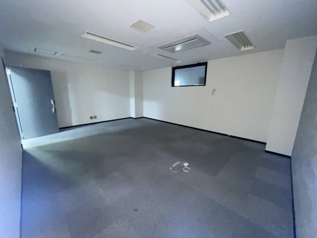大起興産長堀橋ビルの内装