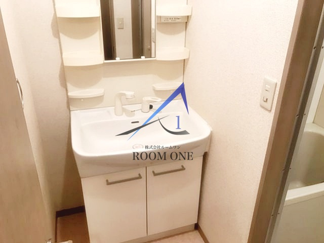 メゾンコンフォースの洗面所|洗面台です。