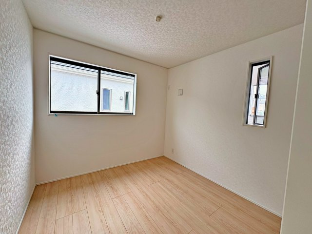 《仲介手数料半額》北本市二ツ家 第1　全9棟　9号棟の洋室|洋室5.2帖
