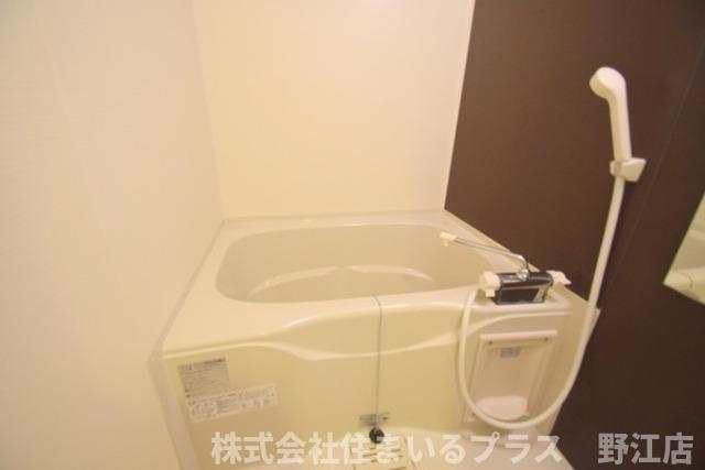 フジパレス鶴見Ⅲ番館の浴室