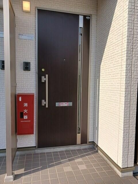 ローツェ松葉の玄関