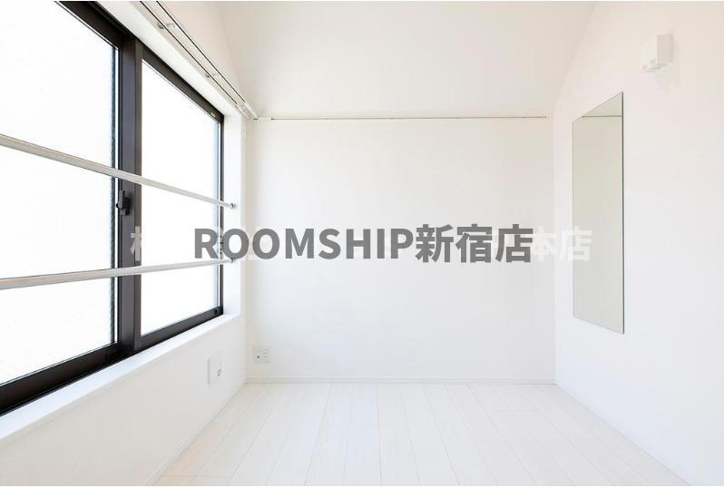Shanti Casa 四谷若葉の居間・リビング