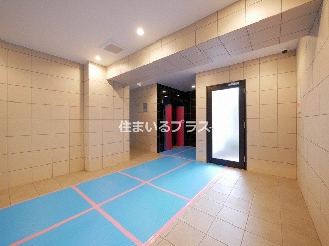 ゼオン大阪EASTのロビー