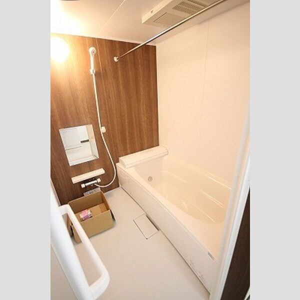 Maison Legame Bの浴室