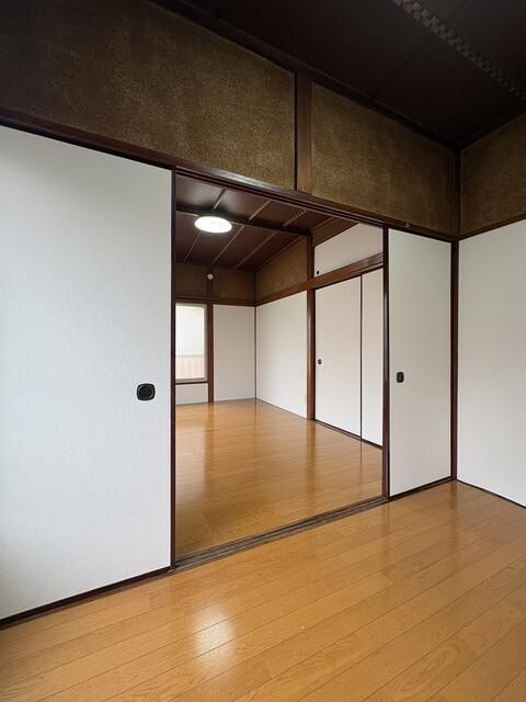 山田荘の洋室