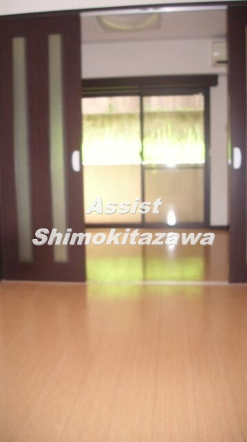 ル．ヴィラロタンの洋室