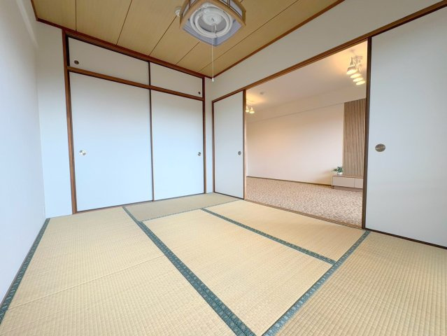 ラ・ビスタ宝塚エスティオ2番館の和室|フローリングだけでなく、和室もあります