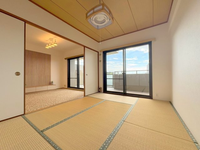ラ・ビスタ宝塚エスティオ2番館の和室|和室、ちょっとしたくつろぎスペースにいかがでしょうか