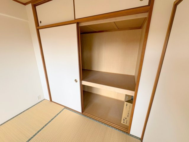 ラ・ビスタ宝塚エスティオ2番館の収納|収納スペース豊富です