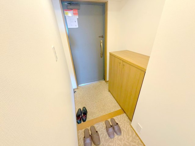 ラ・ビスタ宝塚エスティオ2番館の玄関|ゆったりとした玄関です
